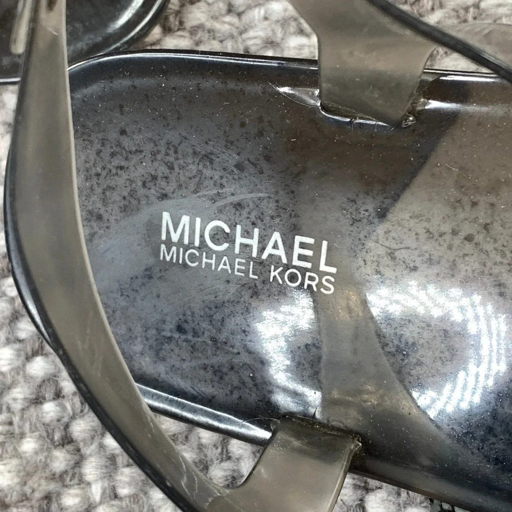 Michael Kors step into